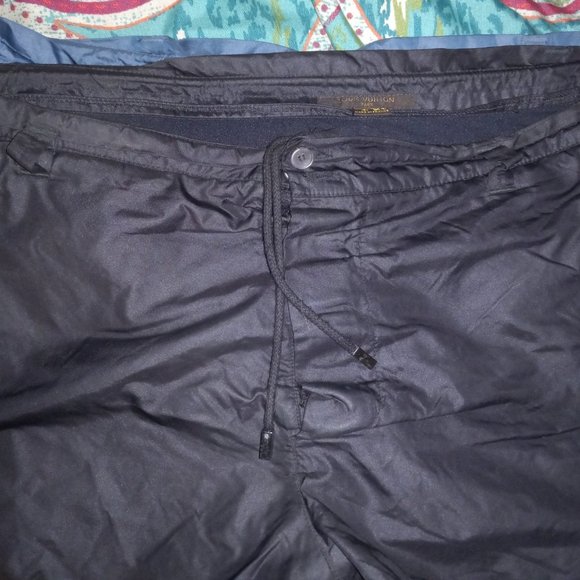 Louis Vuitton shorts - Picture 1 of 2